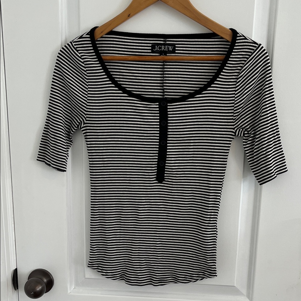 J. Crew Women’s Black and White Striped Scoop Henley Tee Small